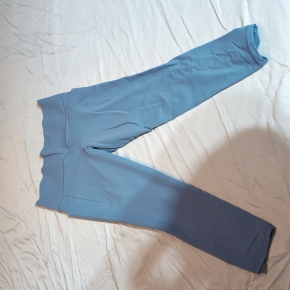 Athleta Salutation Stash Pocket II - Picture 3 of 5